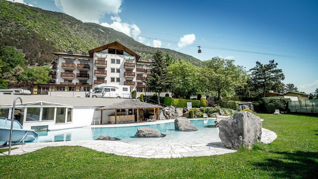 Hotel Vermoi Latsch Exteriör bild